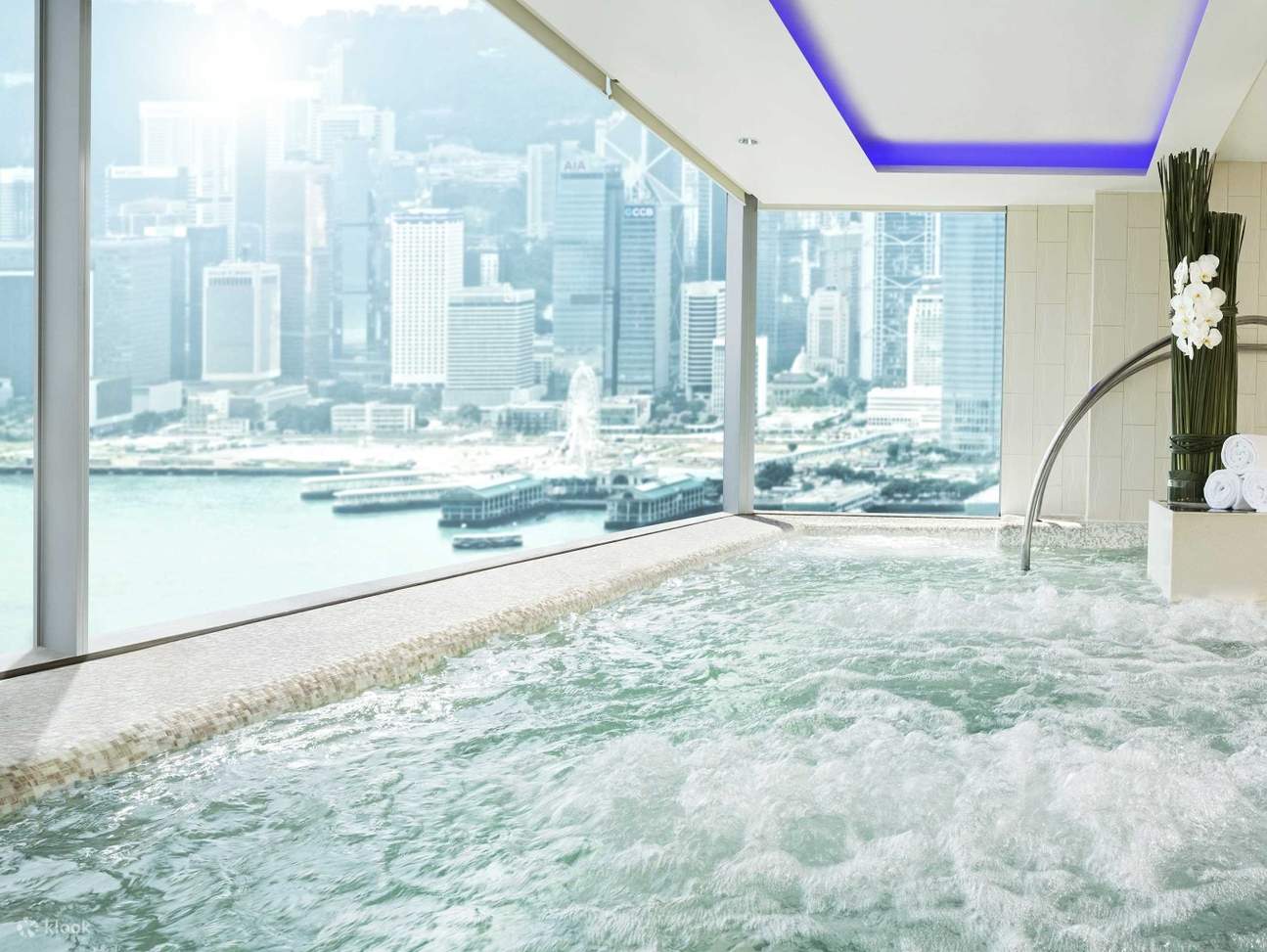  massage room at bliss spa